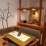 Apartman Alpina *
