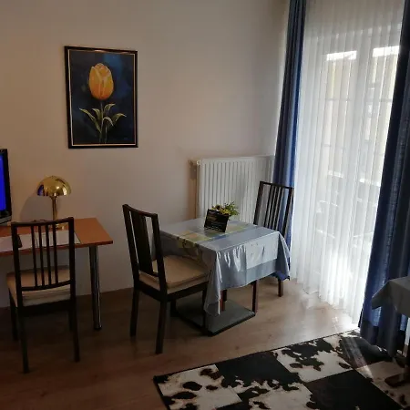 Alpina Apartman