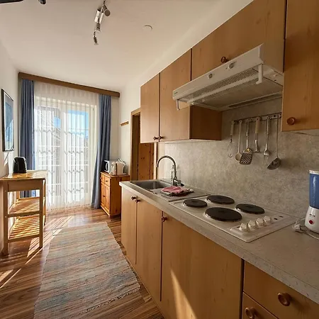 Alpina Apartment *